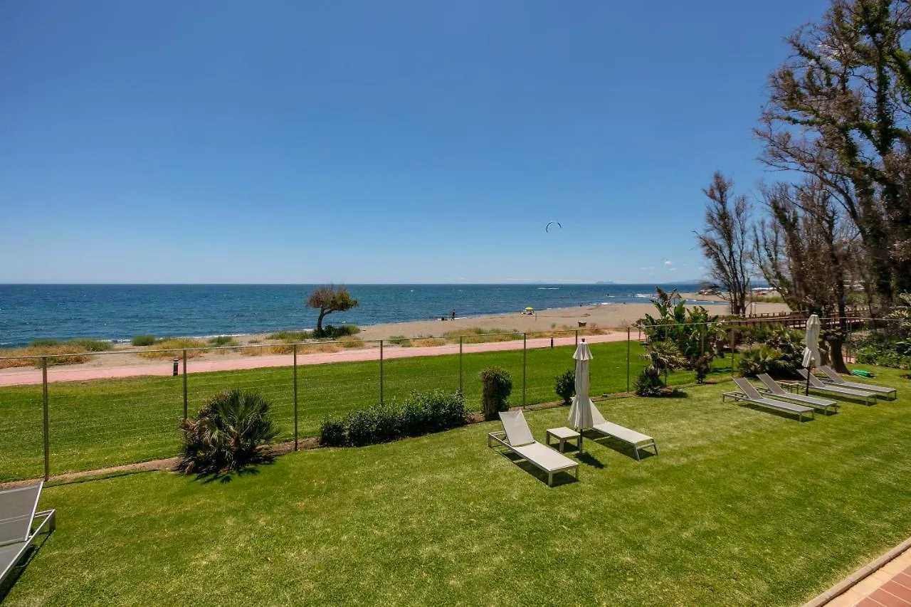 Apartment Appt 401-3-Bed-Heaven Beach-Paseo-All Year Heated Pool-Free Bikes Estepona