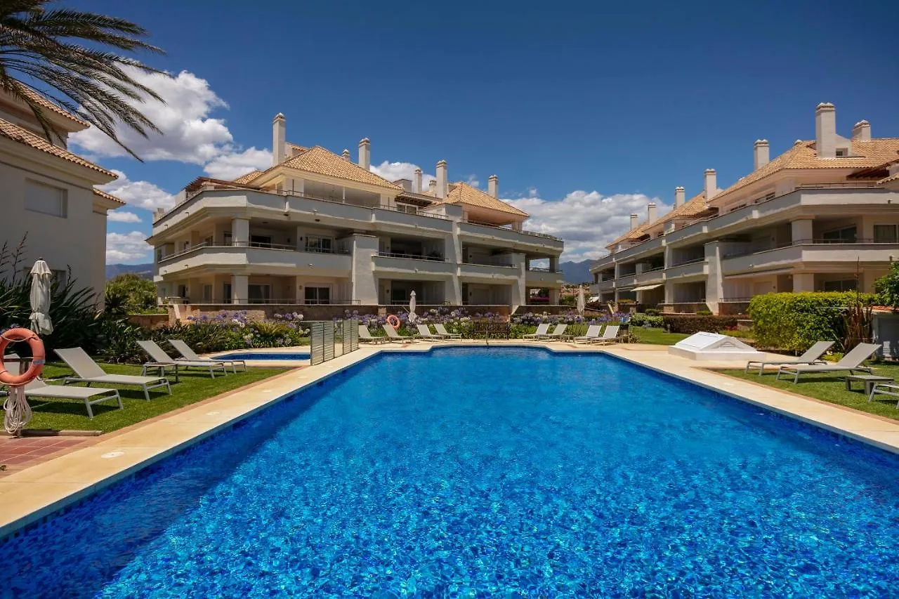 Apartment Appt 401-3-Bed-Heaven Beach-Paseo-All Year Heated Pool-Free Bikes Estepona Spain