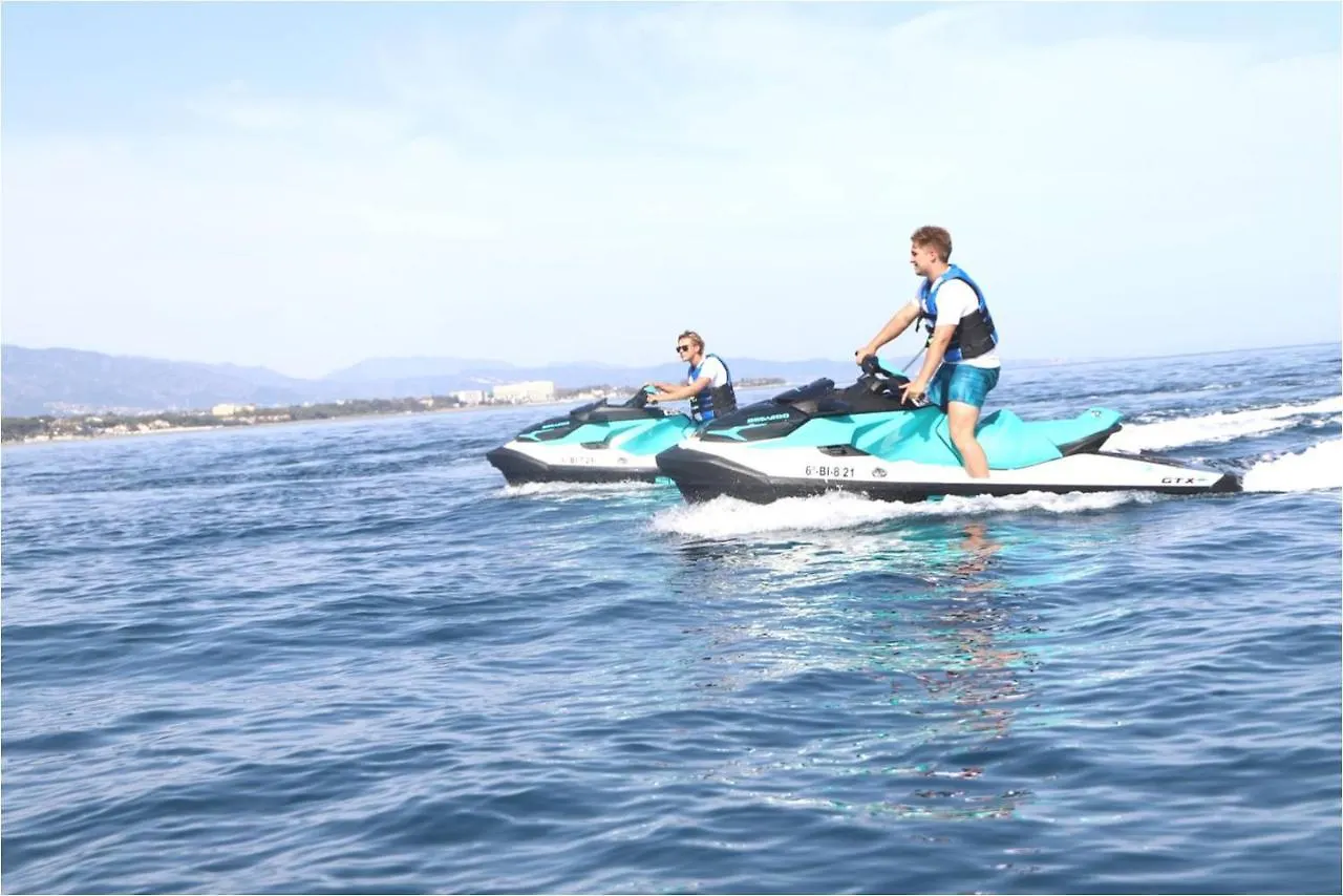 Appt 401-3-Bed-Heaven Beach-Paseo-All Year Heated Pool-Free Bikes Estepona Spain