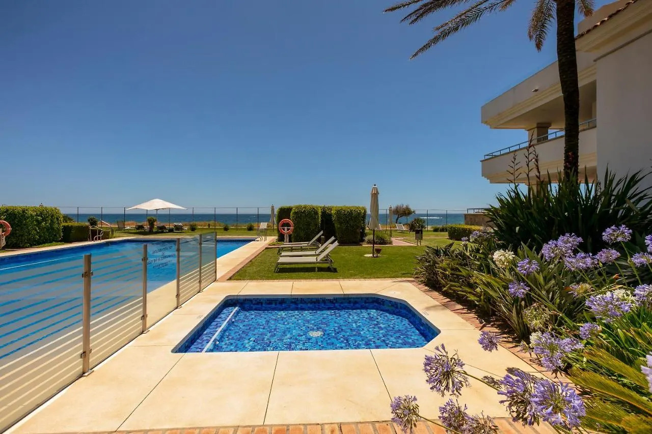 Apartment Appt 401-3-Bed-Heaven Beach-Paseo-All Year Heated Pool-Free Bikes Estepona Spain
