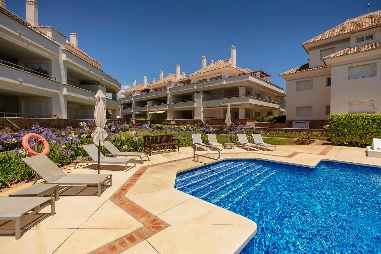 Appt 401-3-Bed-Heaven Beach-Paseo-All Year Heated Pool-Free Bikes Estepona 0*,