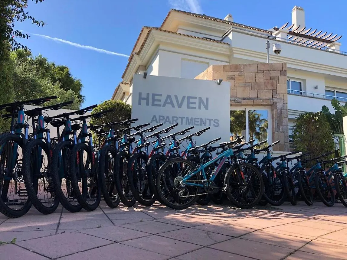 Appt 401-3-Bed-Heaven Beach-Paseo-All Year Heated Pool-Free Bikes Estepona Apartment