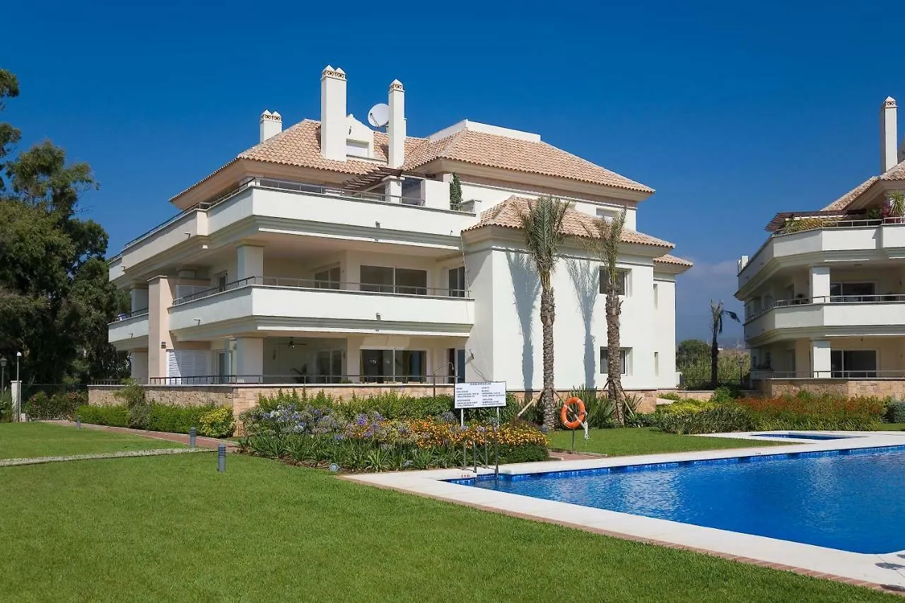 Apartment Appt 401-3-Bed-Heaven Beach-Paseo-All Year Heated Pool-Free Bikes Estepona Spain