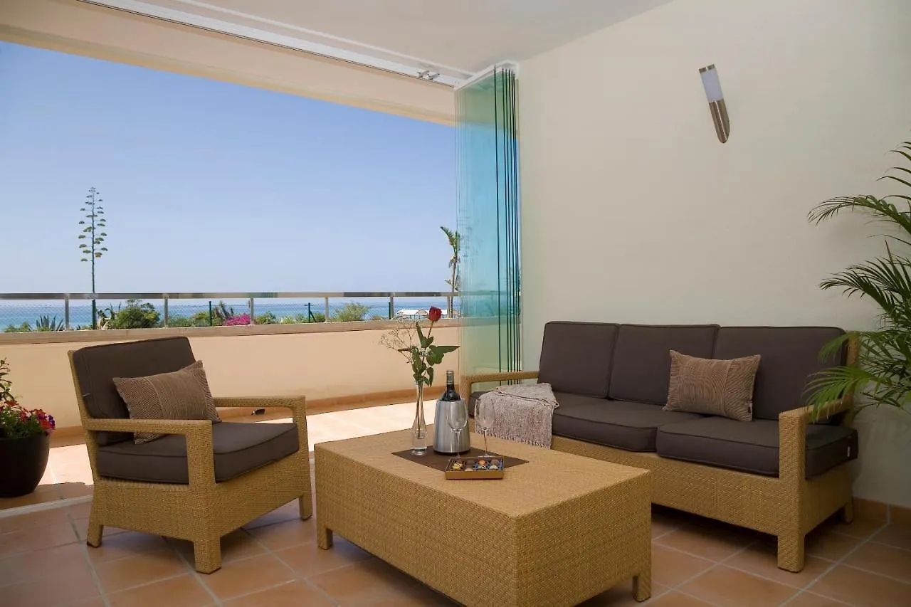 Appt 401-3-Bed-Heaven Beach-Paseo-All Year Heated Pool-Free Bikes Estepona Spain