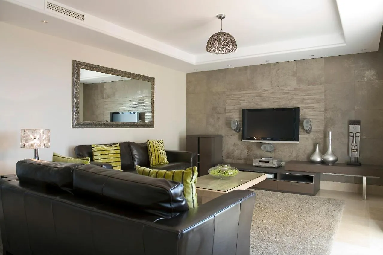Appt 401-3-Bed-Heaven Beach-Paseo-All Year Heated Pool-Free Bikes Estepona Spain