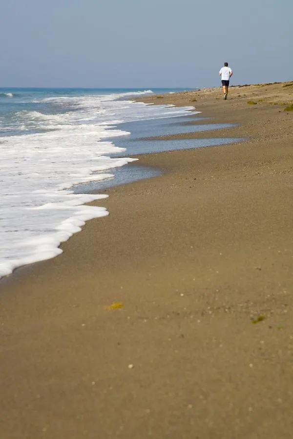Appt 401-3-Bed-Heaven Beach-Paseo-All Year Heated Pool-Free Bikes Estepona 0*,  Spain